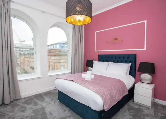 Stunning One Bed With Parking In City Centre